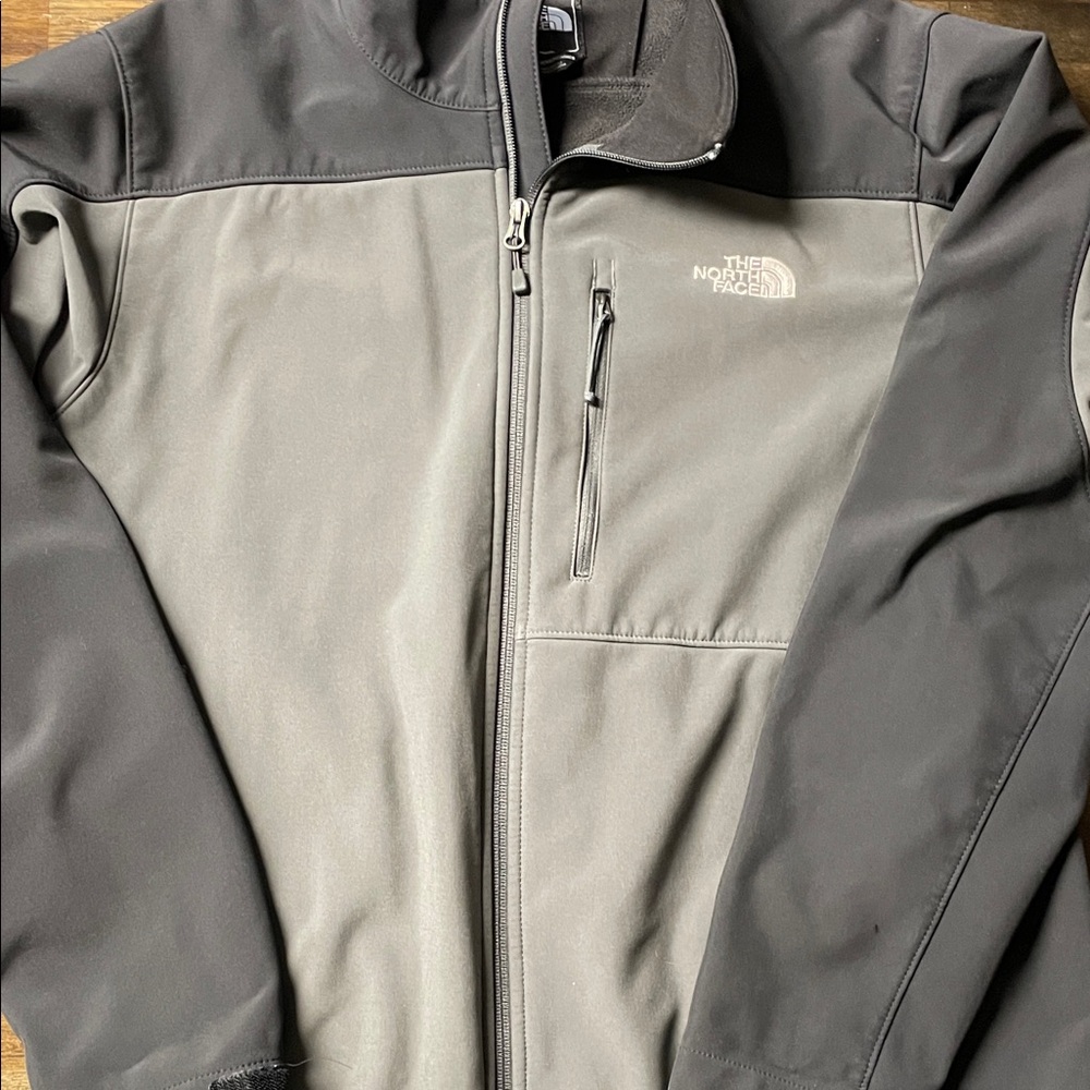 The North Face Men's Two-Tone Performance Jacket